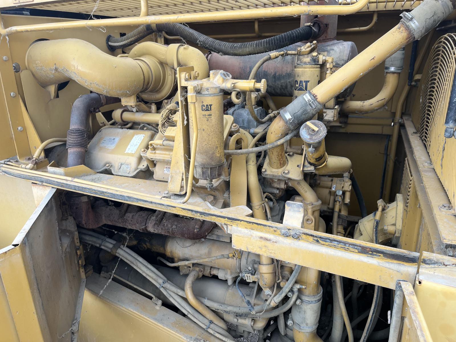 ./imagenes/INVOICE/2019/18297/CATERPILLAR 988F (2).JPG